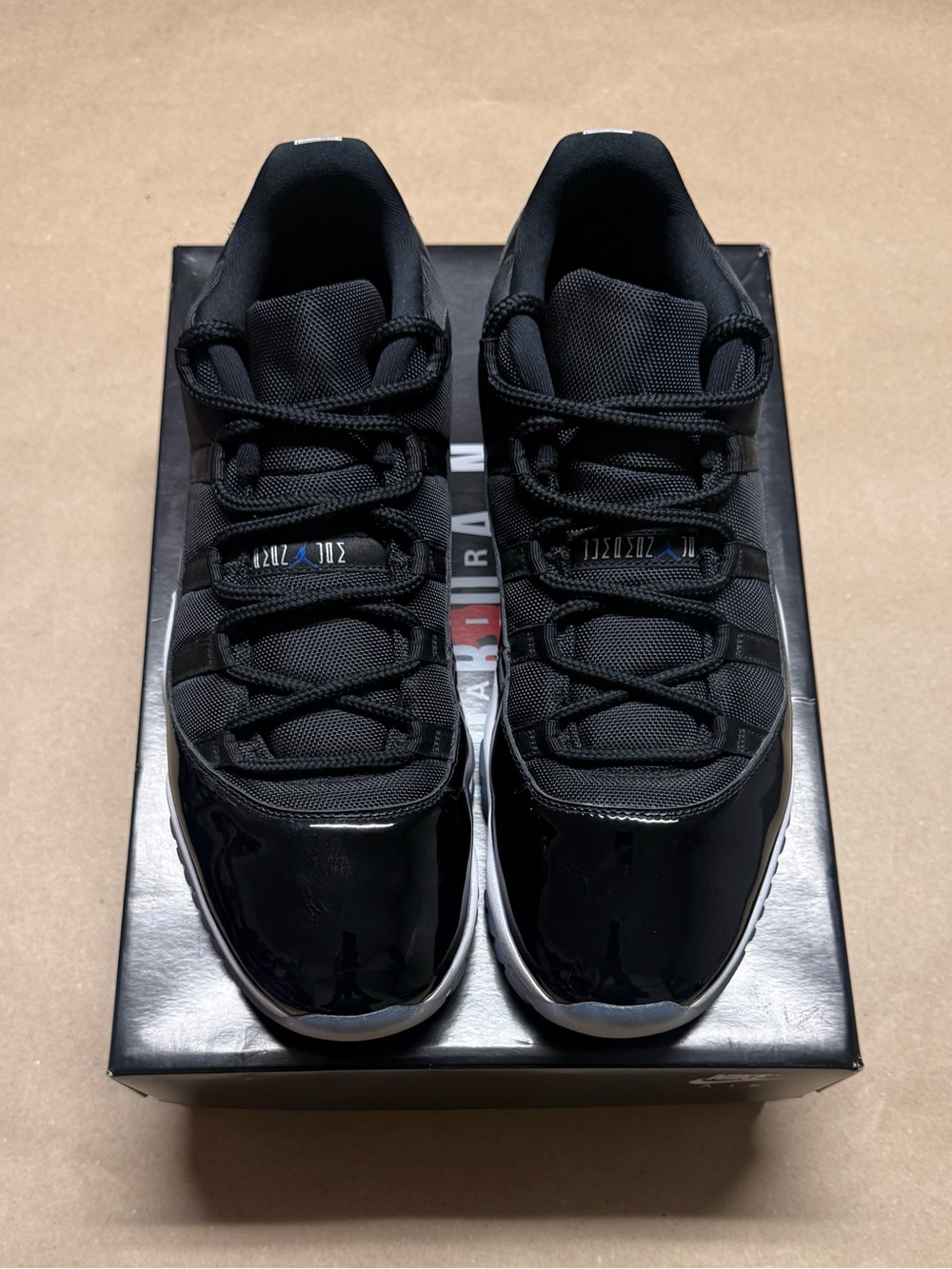 Nike Air Jordan 11 XI Retro Low Space Jam Mens size 14 Basketball Shoes Rare! - Picture 3 of 7